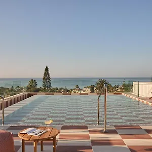 https://lomas-de-los-monteros-apartamentos.1costadelsol.com